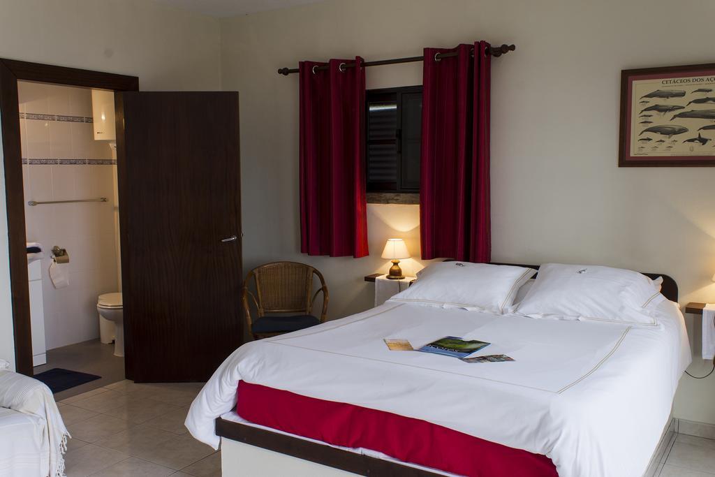 Vila Belgica Bed & Breakfast Horta  Phòng bức ảnh